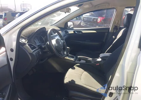 2018 Nissan Sentra S из США, поврежденный, VIN 3N1AB7AP3JY256369